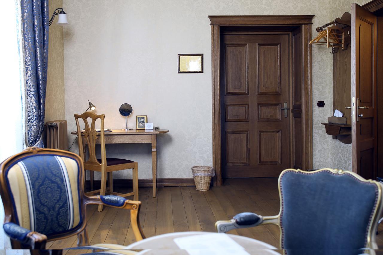 Mazmezotnes Muiza Hotel Kültér fotó